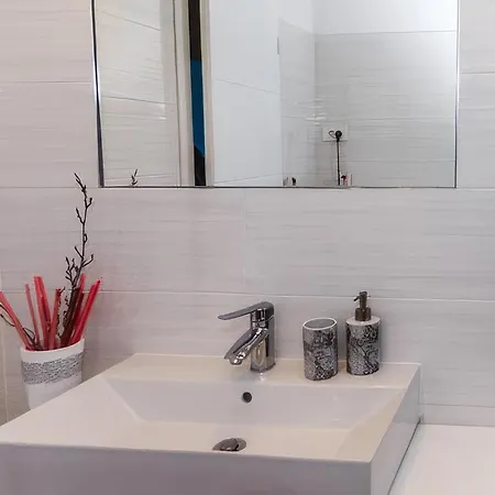 3 Bedroom Awesome In