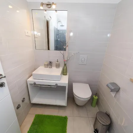 3 Bedroom Awesome In Ika